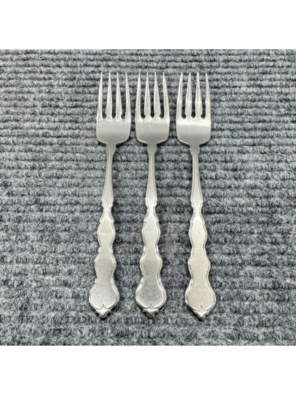 Lot Of 3 Oneida VALERIE Dessert Salad Forks Distinction Deluxe HH Stainless